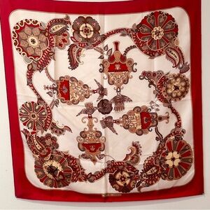 Gorgeous vintage HERMES scarf